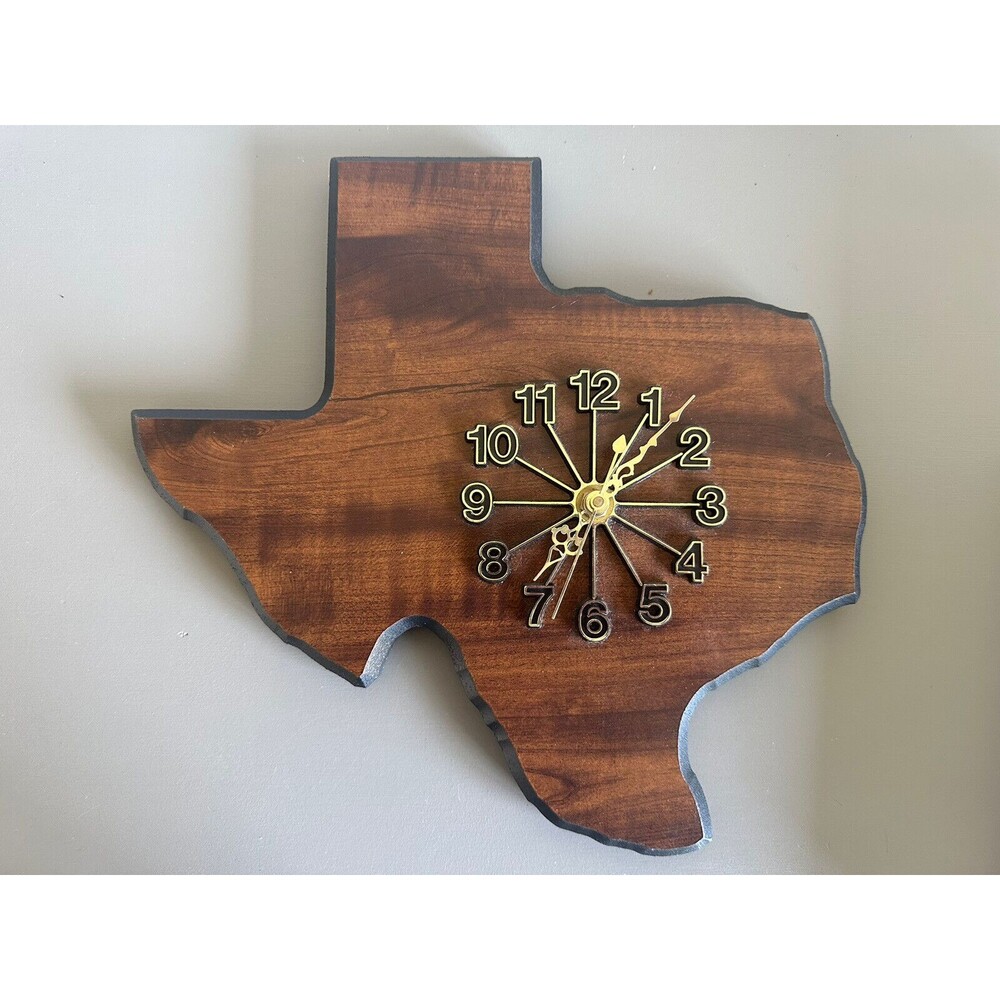 Vintage Texas State Wooden Clock By Texas Trophies Retired Item TESTED